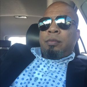 Meet your Posher, Eric